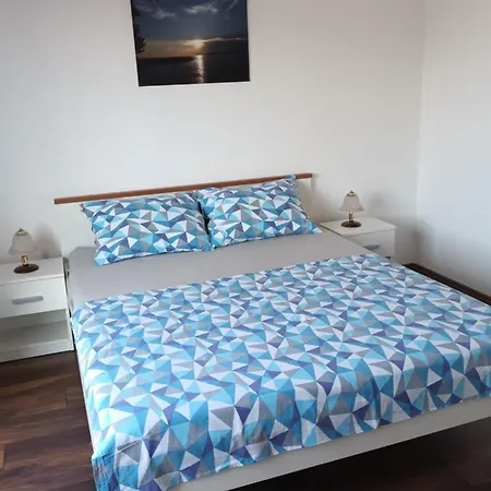 Karlo Apartmán